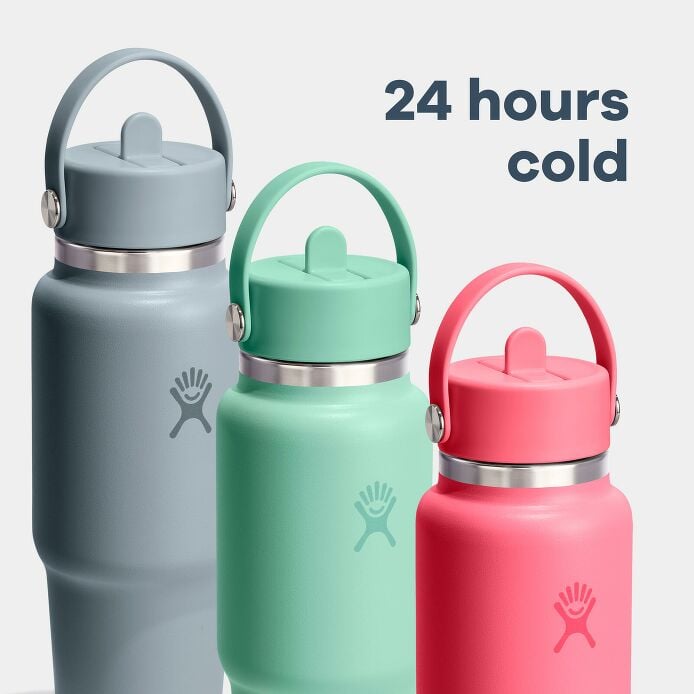 32-oz-travel-bottle-with-flex-straw-cap-n6 hf_s26_wtcfs_apdp_04_8.jpg