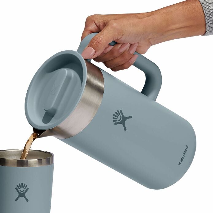51-oz-insulated-pitcher-q8 okp51043-insulated-pitcher-shale-gray-pour.jpg
