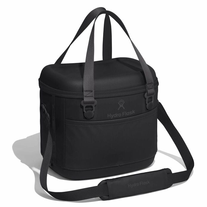 game-day-bundle-s2 12pco001-carryout-cooler-15l-black-angled_1_1.jpg