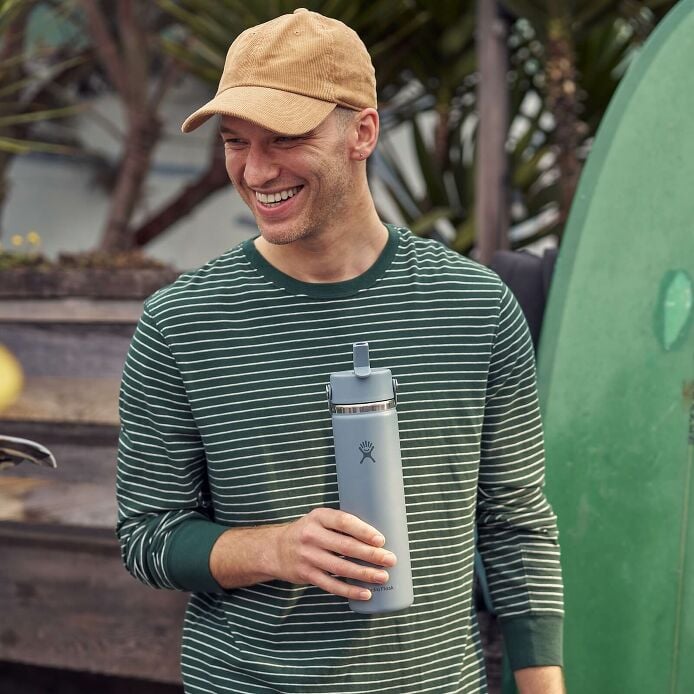 24-oz-wide-mouth-with-flex-straw-cap-b3 hf_s26_mcinnis_0232_13.jpg
