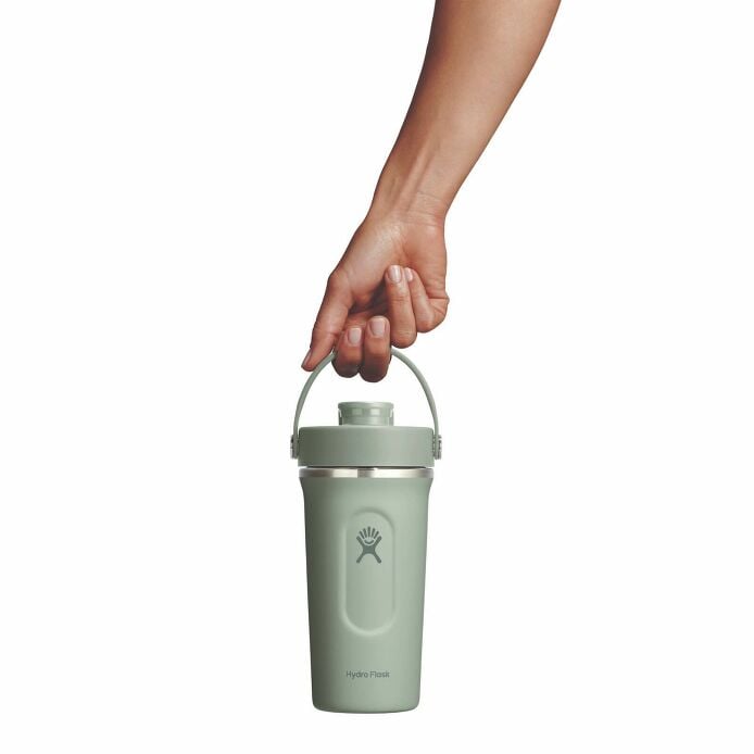 gym-bundle-t5 mxcc24374_24ozinsulatedshakerbottle_agave_hb_1.jpg